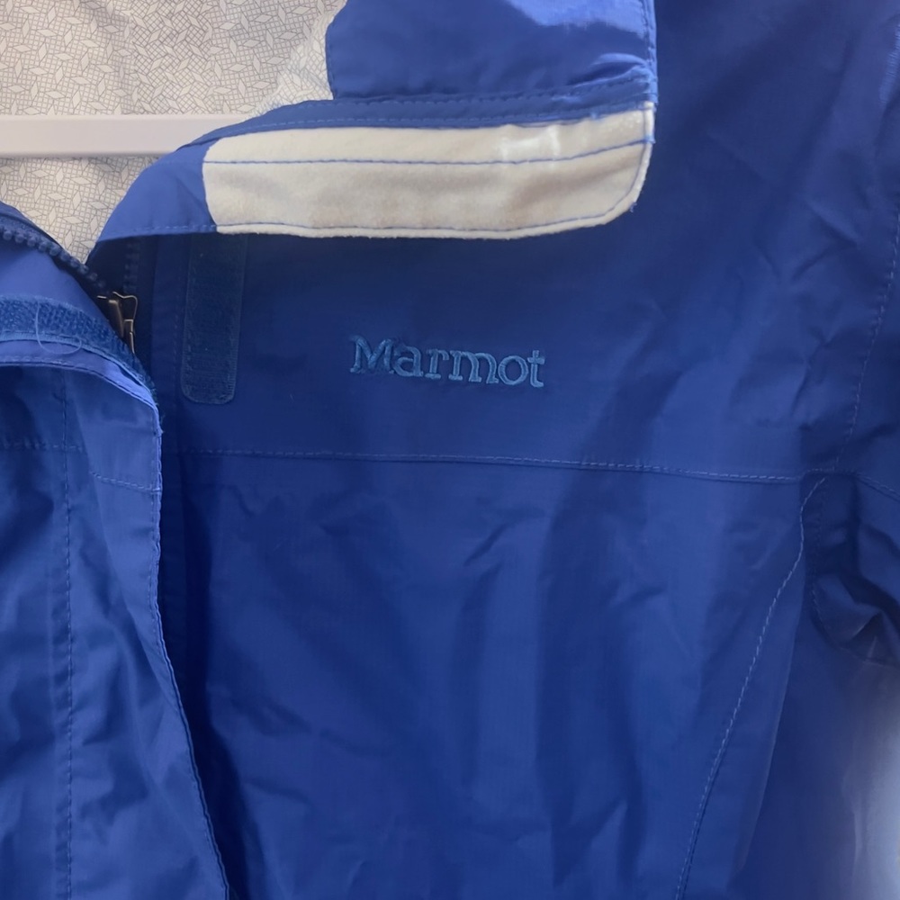 Marmot rain jacket (ladies)
